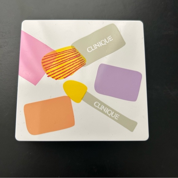 Clinique Eyeshadow and Blush Trio - Picture 2 of 3